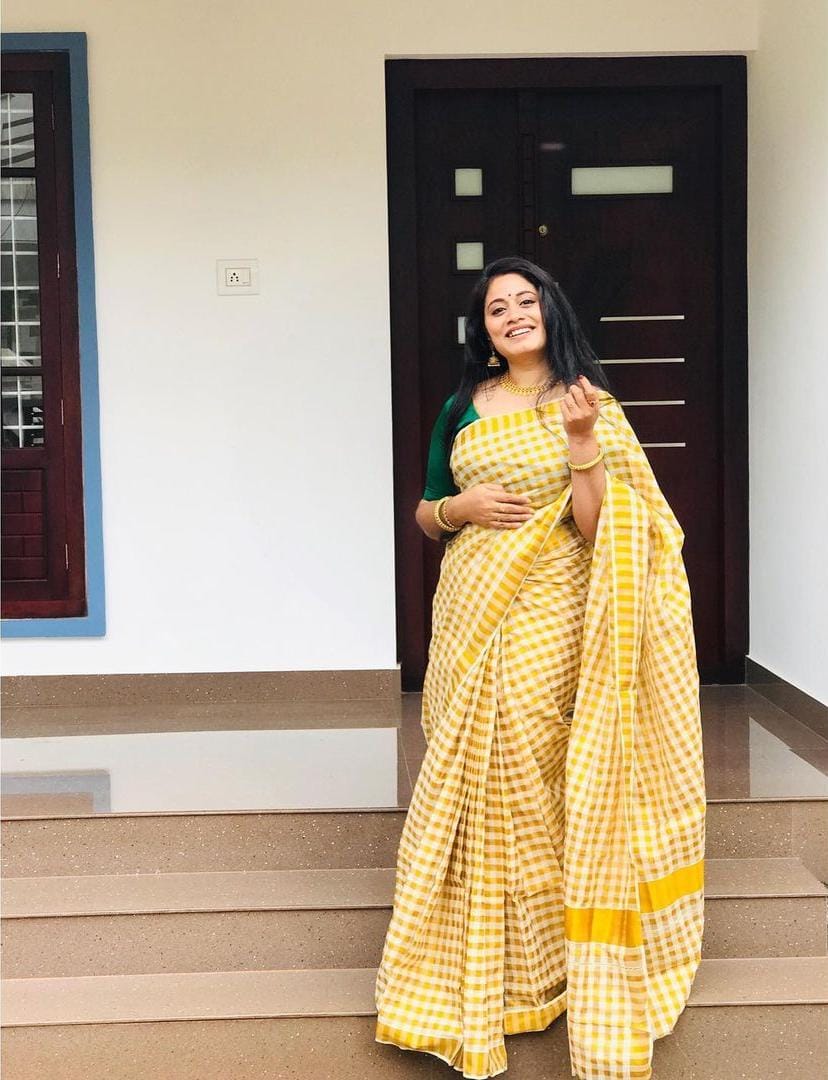 Kerala Paalum Palam saree