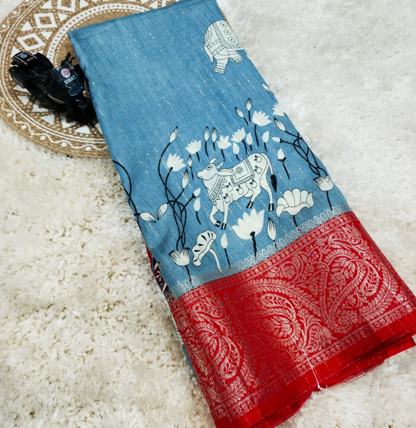 Pure Dola Gomatha Jari Checks Digital Sarees