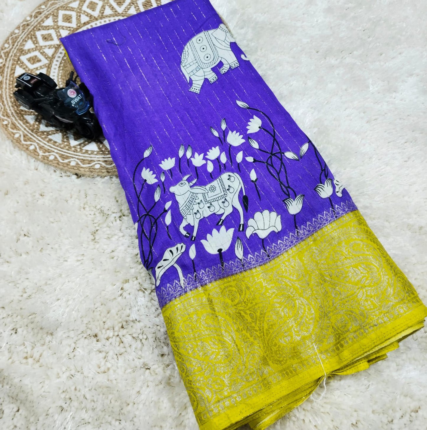 Pure Dola Gomatha Jari Checks Digital Sarees