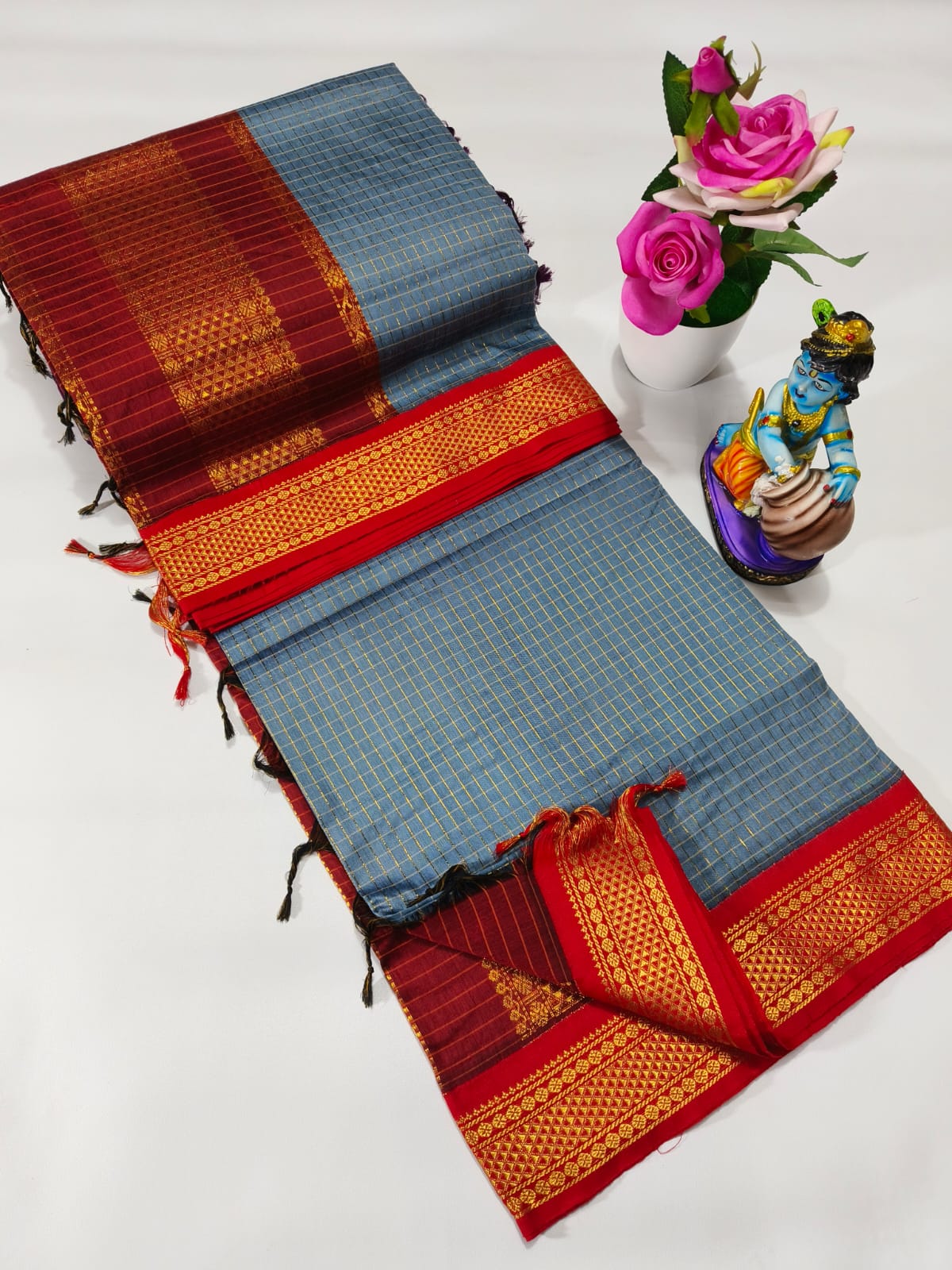 Checked Kalyani cotton saree/Lata Gadwal Paithani