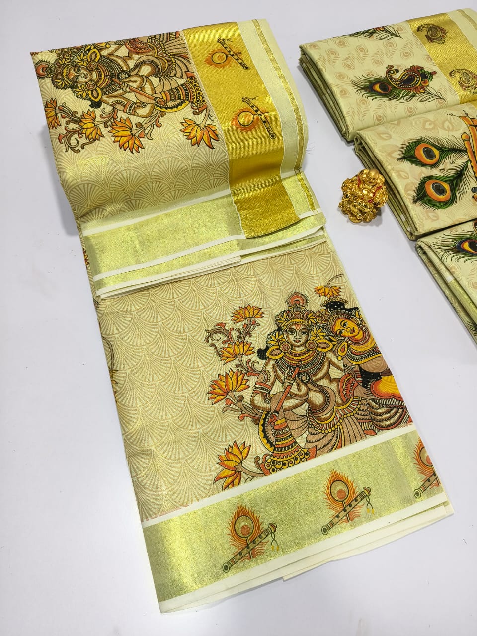 Special Mural Painted Kerala Tissue Kasavu Saree